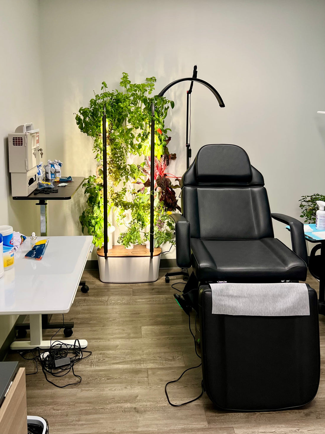Can a Gardyn help heal a mind? A clinic in Texas just measured it.