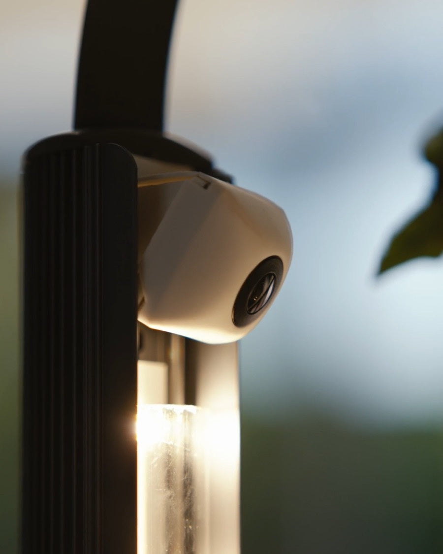 Kelby camera on a Gardyn column