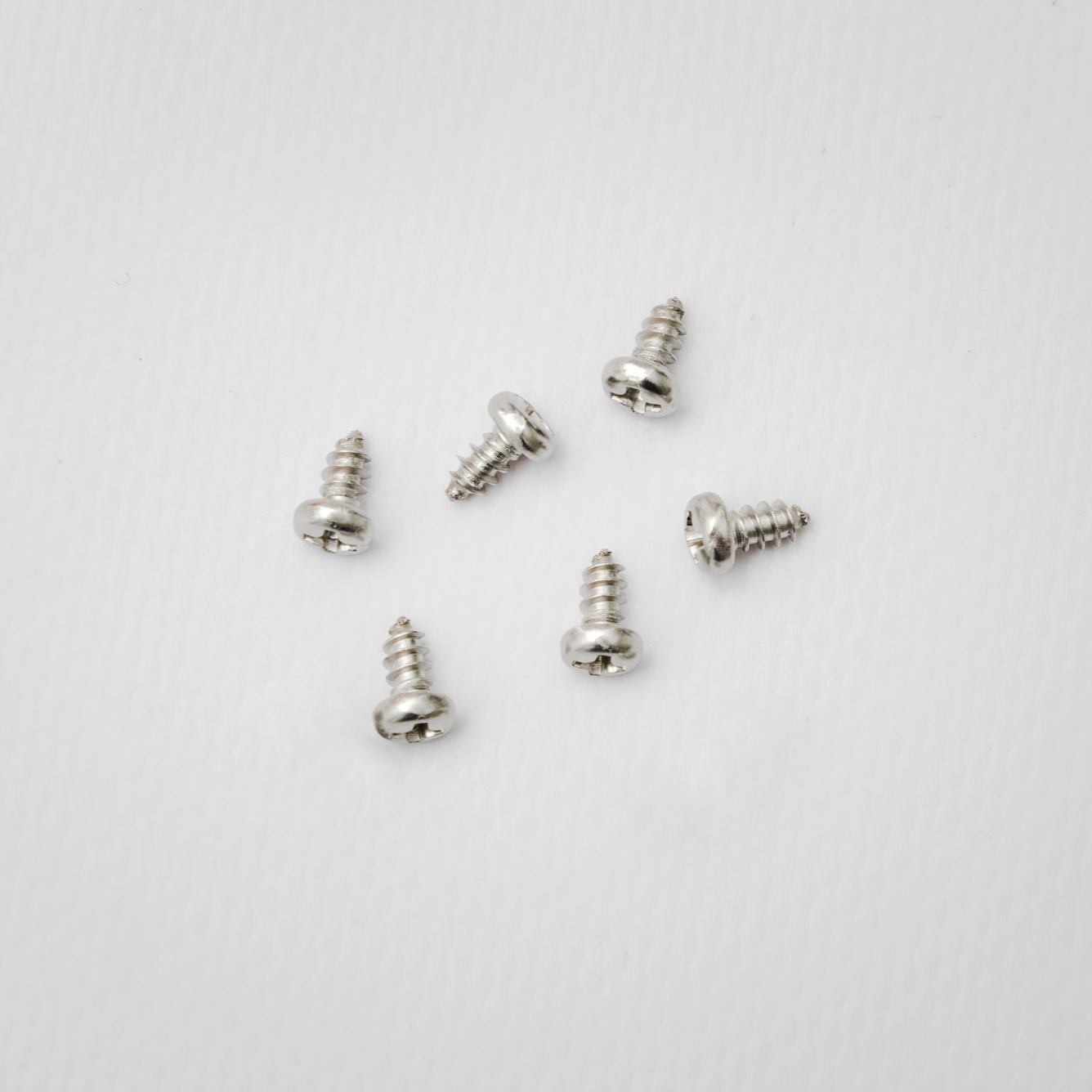 Pack of 6 screws